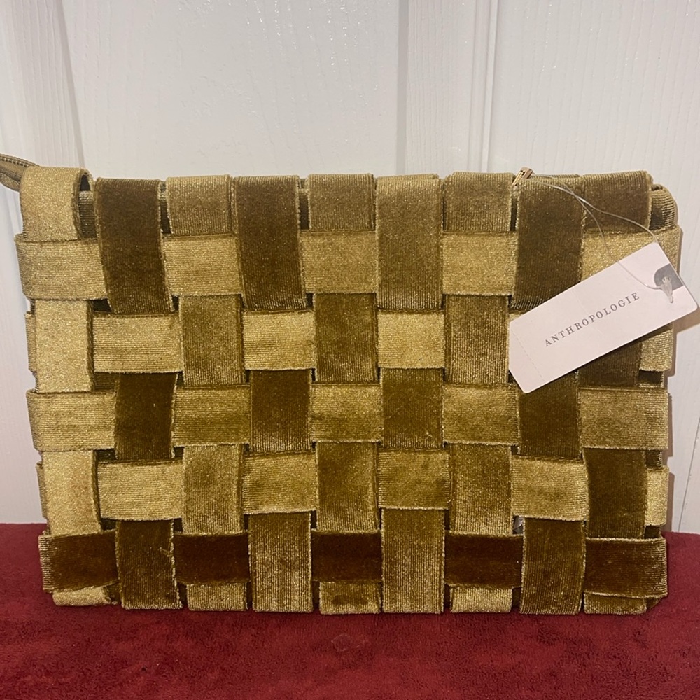 NWT ANTHROPOLOGY CROSSBODY/CLUTCH!!🎉🎉
